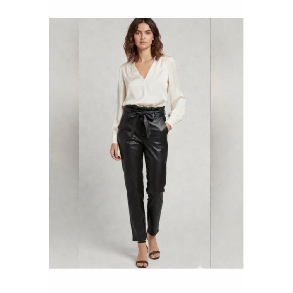Abercrombie & Fitch Womens M Black Faux Leather High-Rise Paperbag Waist Tie Blk